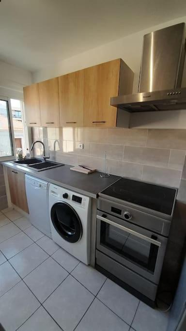 Appartement Lumineux Et Central 프로프리아노 외부 사진