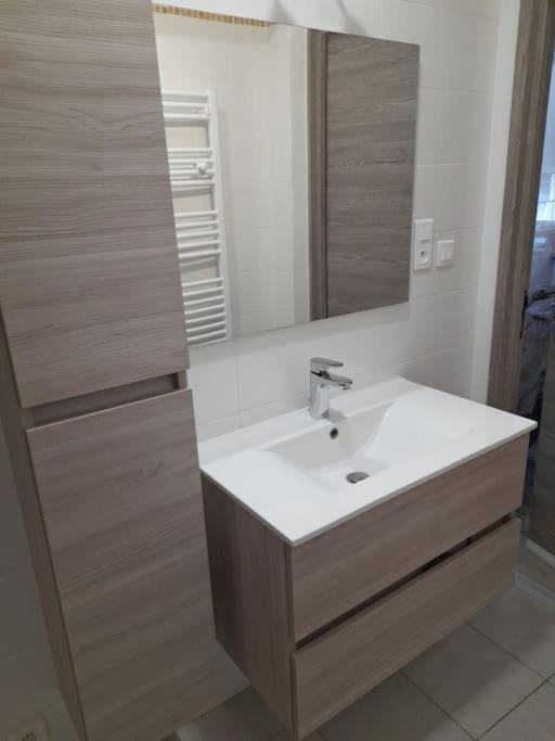 Appartement Lumineux Et Central 프로프리아노 외부 사진